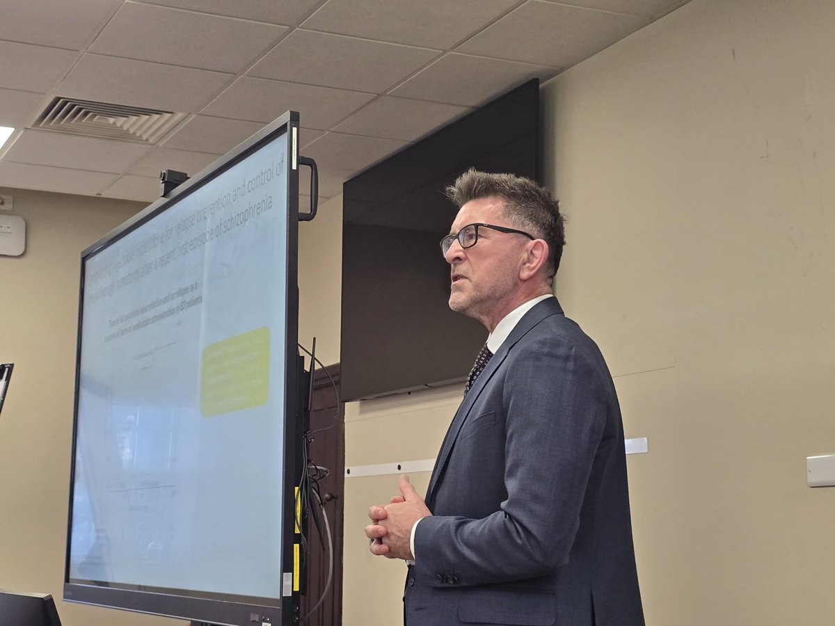 Derek Tracy (@derektracy1) on Twitter photo Wonderful <a href="/MaudsleyNHS/">NHS Maudsley</a> consultant inpatient away-day. Thankful to have such thoughtful, patient-centred colleagues. Lots of ideas for change. Thanks to pharmacy, liaison, & community forensic leaders for joining, & our AMDs & QI team for planning. #GratefulCMO <a href="/MaudsleyDoN/">Vanessa Smith RMN π</a> Wonderful <a href="/MaudsleyNHS/">NHS Maudsley</a> consultant inpatient away-day. Thankful to have such thoughtful, patient-centred colleagues. Lots of ideas for change. Thanks to pharmacy, liaison, & community forensic leaders for joining, & our AMDs & QI team for planning. #GratefulCMO <a href="/MaudsleyDoN/">Vanessa Smith RMN π</a>