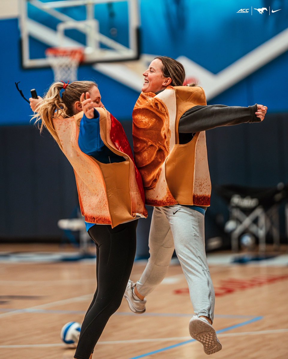 𝙃𝙖𝙥𝙥𝙮 𝙉𝙖𝙩𝙞𝙤𝙣𝙖𝙡 𝙋𝘽&amp;𝙅 𝘿𝙖𝙮 𝙩𝙤 𝙩𝙝𝙤𝙨𝙚 𝙬𝙝𝙤 𝙘𝙚𝙡𝙚𝙗𝙧𝙖𝙩𝙚! 🥜🍓

#PonyUp | <a href="/SMUMustangs/">SMU Athletics</a>