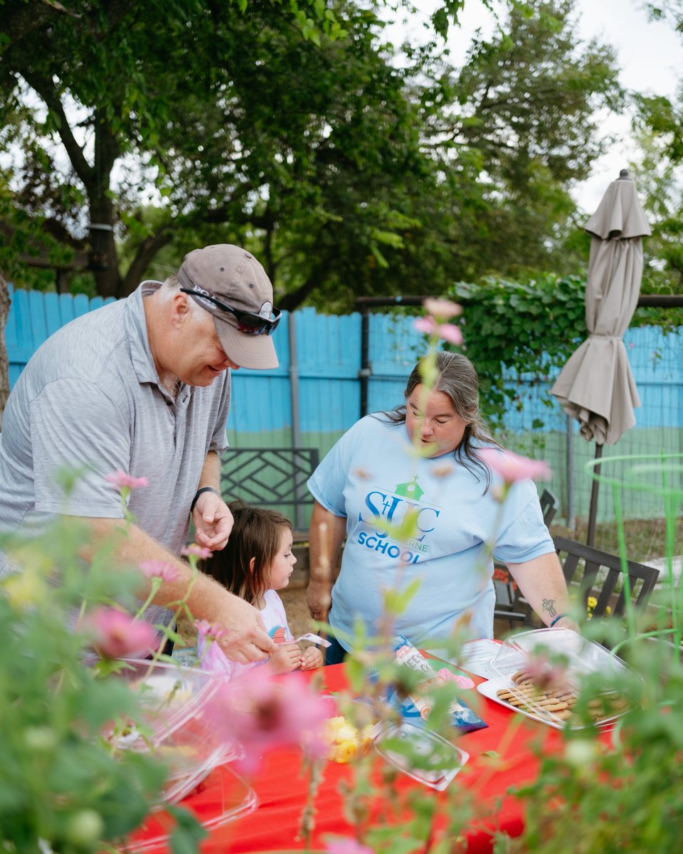Did you know April is National Garden Month? 🌱 Shoutout to all the RC&amp;Ds doing work in their local community gardens! ✨