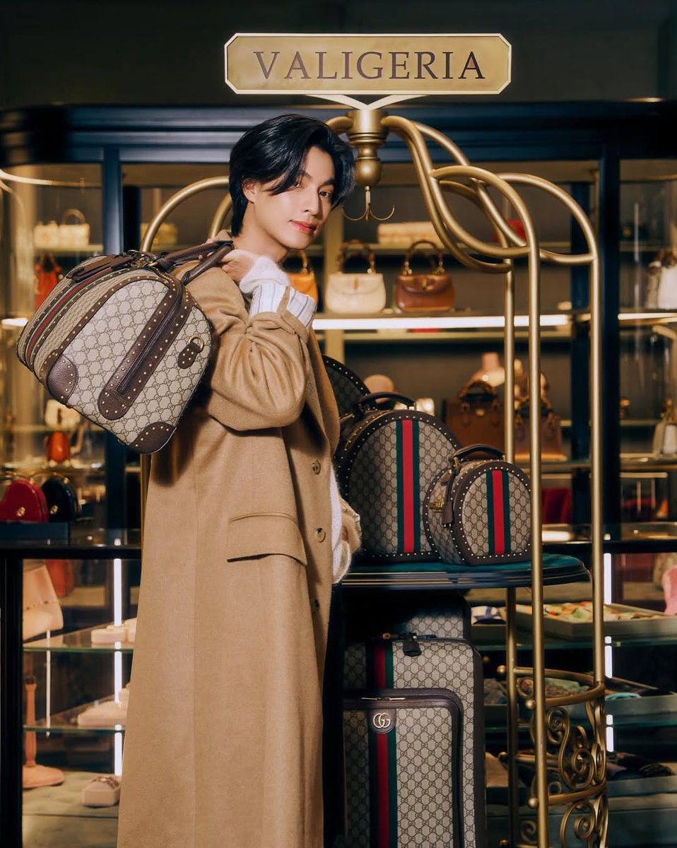 IG: mensfolio 

Spring's rolling into summer which only means one thing, whether it may be a Euro Summer vacation or respite sought out via a quick getaway; it's holiday season, so get packing.

#GuccixGulf #GucciValigeria
#GulfKanawut <a href="/gulfkanawut/">gulfkanawut</a> 
#GucciBAGulf #Gucci <a href="/gucci/">gucci</a>