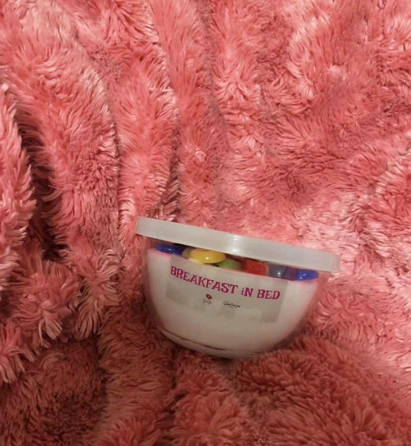 VixenLLC's tweet photo. 🥄
#CustomerPic 💞 I love em!
Shop your BREAKFAST iN BED #candles NOW!
They smell sooooo good. Just like fruit loops!
The perfect scent for #tropical Spring/Summer !
🍌🍏🍒🍋🍊🍎
🔗: https://t.co/Dmqne31puz
🥣
#shop #badgirlsclub #bgc #bgc7 #baddies https://t.co/jr7pQqzCY6