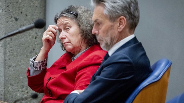 Wanneer de dominee precies het punt raakt waar jullie in de auto ruzie over maakten.