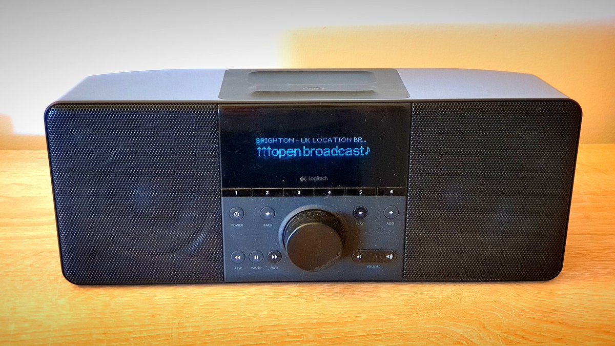 Fans of the eclectic music mix found on @FIPRadio in France will enjoy #OpenBroadcast, now on SSDAB in Brighton and available online in many different formats and qualities, including Ogg FLAC.
Listen live app-free at lsn.to/OBC
"Alexa, play O.B.C. from RadioFeeds!"