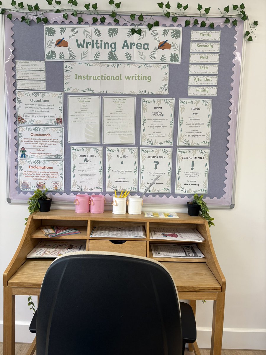 KIT Day 8/10 ✔️
Look at this beautiful set up 😍
What a place to write! One of our teachers is an author herself and is inspiring and creating curiosity for her class ✍🏼