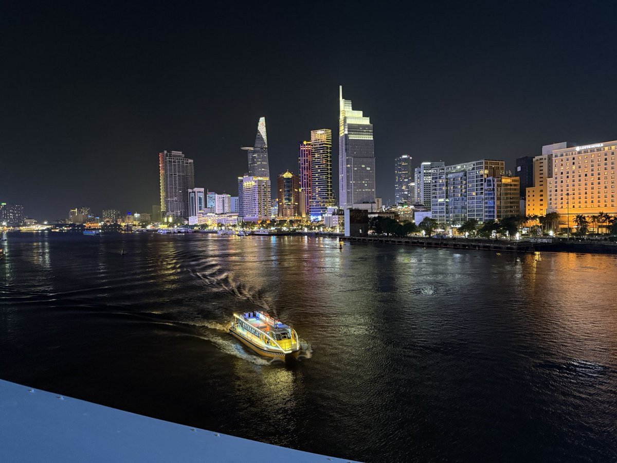 Life Update: Moved to Ho Chi Minh City🇻🇳 for 2 months 

Ask your questions!