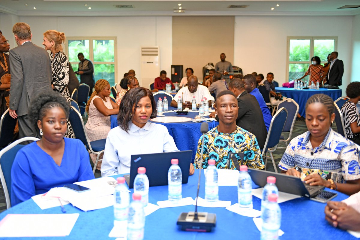 📢 Présente au #DialogueMondialDesJeunes et engagée dans les actions post-dialogue, Régina AHO, jeune militante féministe, nous dévoile le plan d’action national porté par la jeunesse béninoise. #Youth4Change 
#Cotonou+1