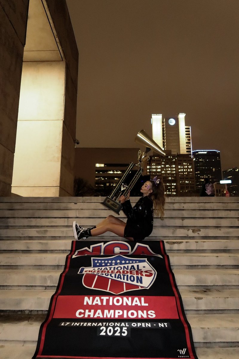 kyliestave's tweet photo. happy worlds month 🌟🌎
see u soon orlando😼😼 https://t.co/PKG9GoWHUG