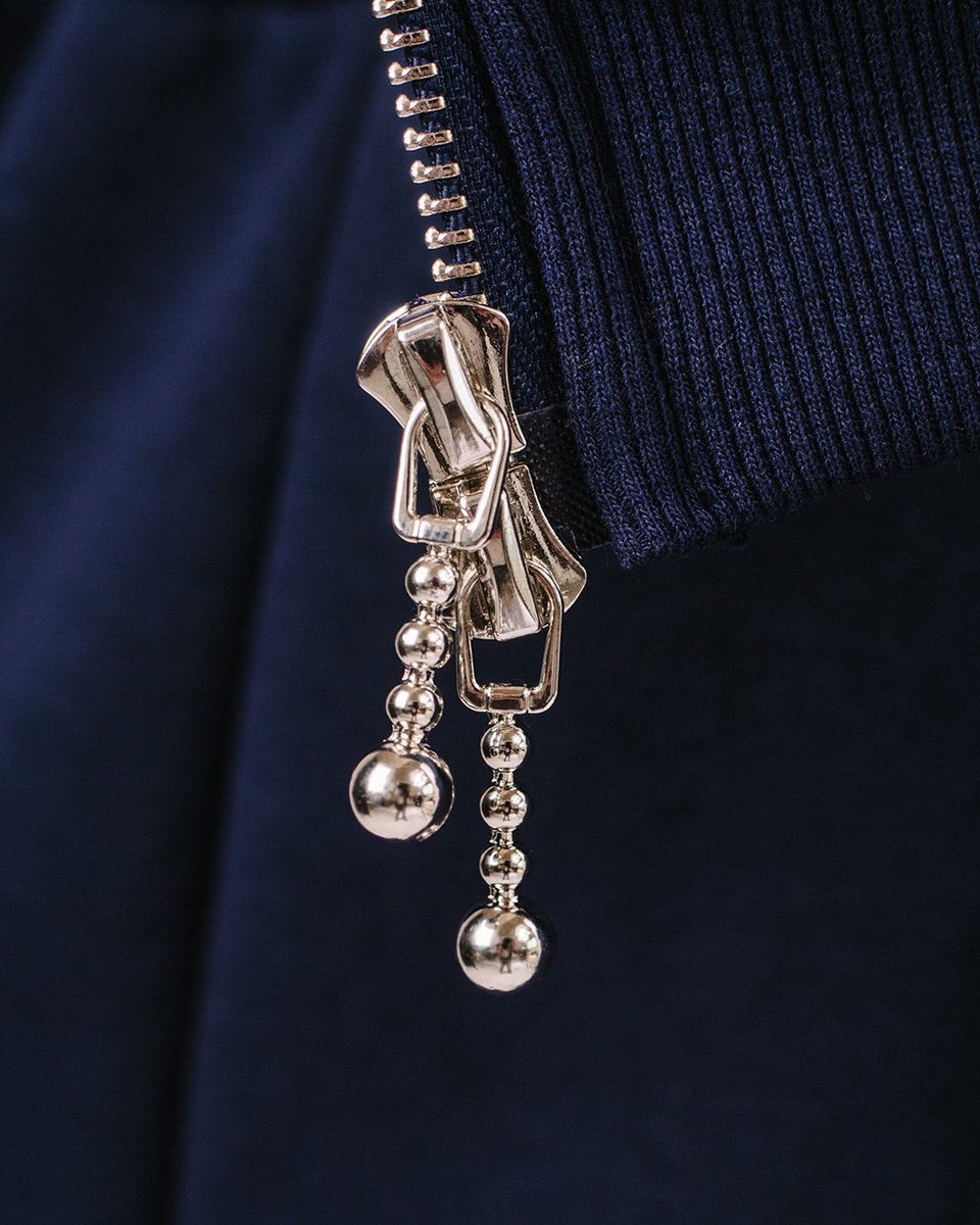 1FIGURES tweet media