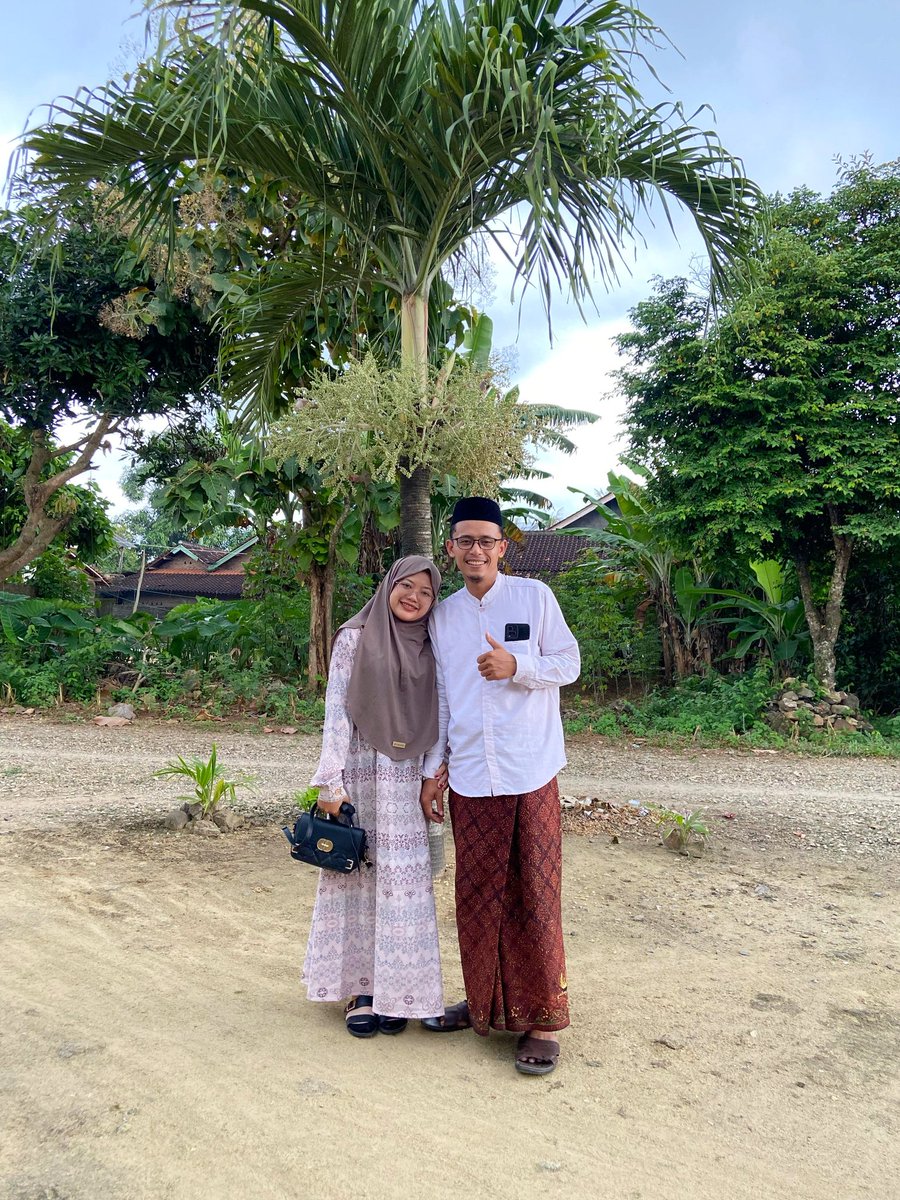 Minal aidin wal faidzin..