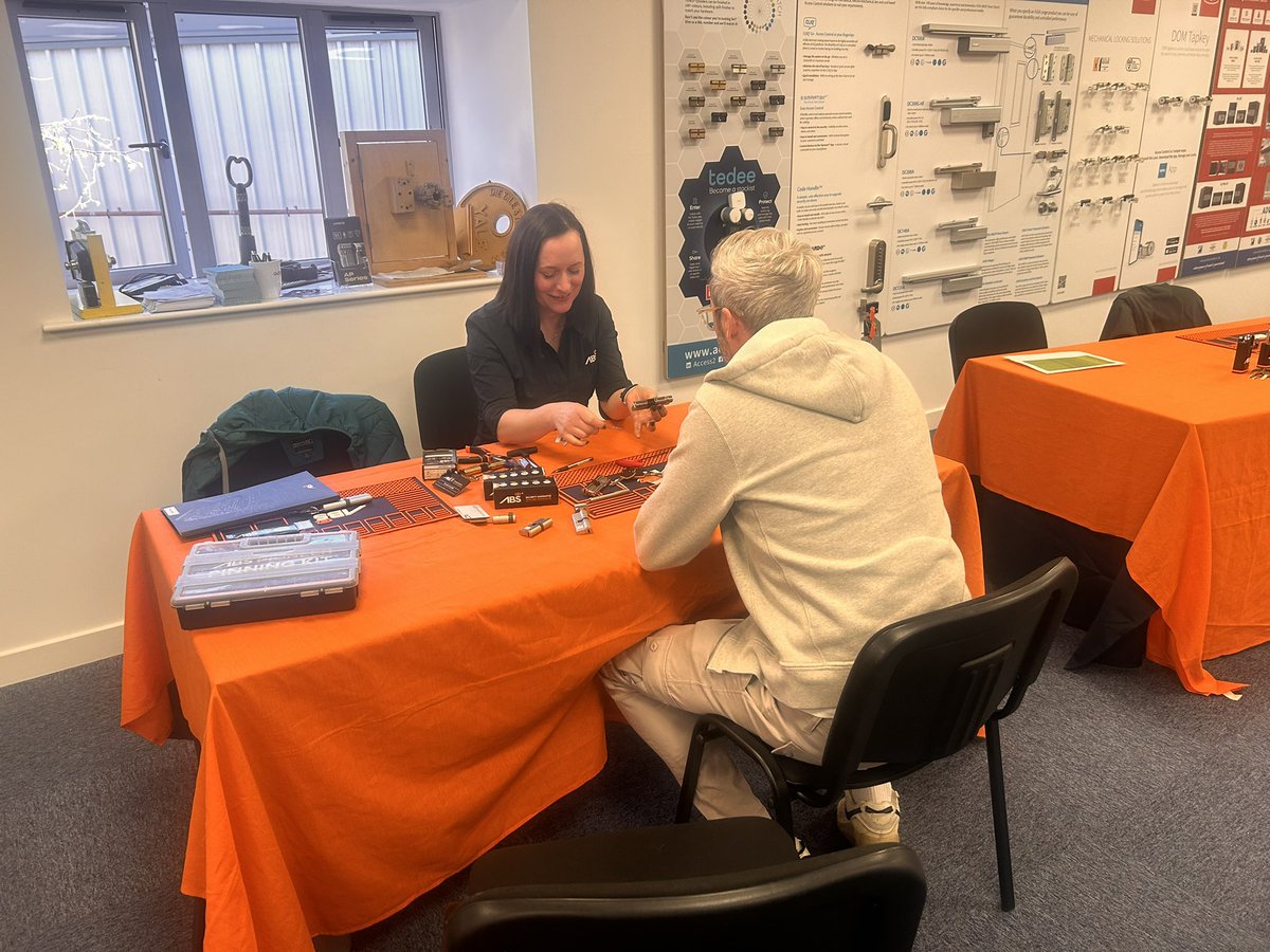 ABS Drive Thru – ON NOW at MLA HQ, Rugby!
Locksmiths: drop in today for FREE hands-on training, product demos &amp; expert tips from the ABS team.
Open till 7PM – no booking needed!
POP IN. PIN UP. POP OFF.
#ABSDriveThru #LocksmithLife #MLA #ABSSecure