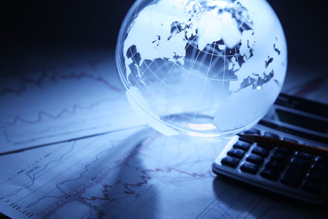 🔍𝗦𝗲𝗰𝘂𝗿𝗶𝗻𝗴 𝗧𝗿𝗮𝗻𝘀𝗽𝗮𝗿𝗲𝗻𝗰𝘆 𝗶𝗻 𝗙𝗶𝗻𝗮𝗻𝗰𝗶𝗻𝗴 𝗳𝗼𝗿 𝗗𝗲𝘃𝗲𝗹𝗼𝗽𝗺𝗲𝗻𝘁 (𝗙𝗳𝗗𝟰) 

Important negotiations continue this week at the UN’s #FfD4 Intersessional Consultations. We're calling for #IATI to be included in this key global agreement

Why? 🧵👇