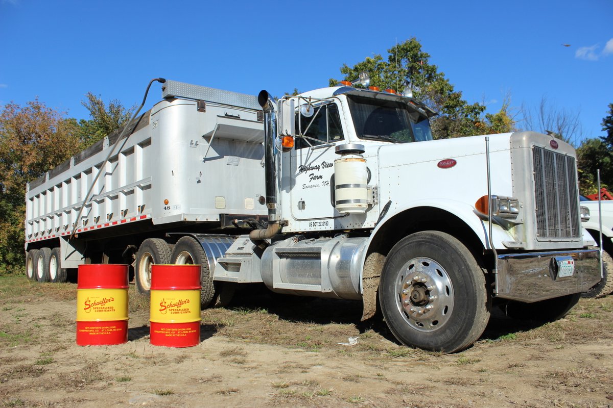 Schaeffer Oil (@schaefferoil) on Twitter photo Peace of mind hauling those heavy loads with Schaeffer’s Oil in your engine.
#schaeffersoil #schaefferoil #schaeffersspecializedlubricants #schaeffer #dieseloil #since1839 #madeinstl #madeintheusa Peace of mind hauling those heavy loads with Schaeffer’s Oil in your engine.
#schaeffersoil #schaefferoil #schaeffersspecializedlubricants #schaeffer #dieseloil #since1839 #madeinstl #madeintheusa
