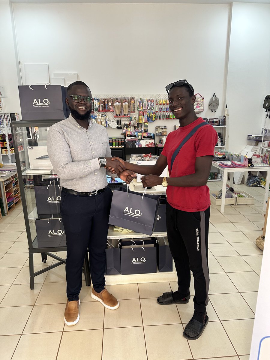 yusupha_92's tweet photo. ๐ Introducing ALO โ Gambiaโs premier smart tablet! ๐ฌ๐ฒโจ Powerful, sleek, and designed for you. Experience the future of tech, made in Gambia. #ALO #MadeForGambia #SmartRevolution https://t.co/sMHPivKaCL