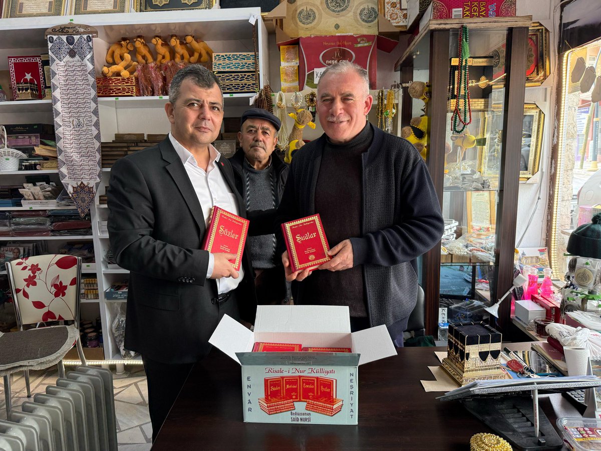 serkankoyuncu03's tweet photo. Alışverişimizi yapıyoruz, Yerli ürünler alarak azınlığın Yerli Ürünlere boykot girişimini boşa düşürüyoruz.
#MilliDestekVakti https://t.co/4OVc2oDjJA