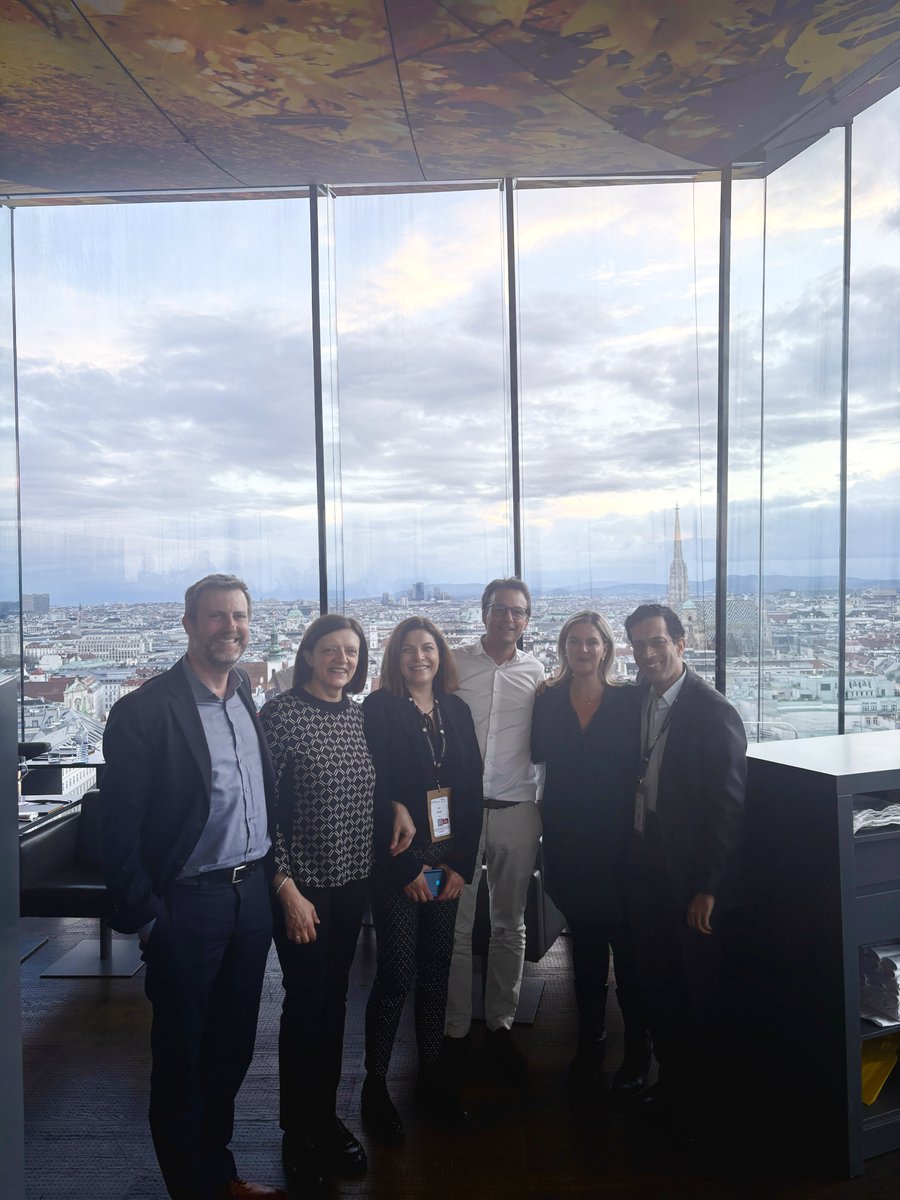 Eloi Marijon, MD (@eloimarijon) on Twitter photo Exciting milestone! While collaborating with my <a href="/TheLancet/">The Lancet</a> colleagues this week at #EHRA2025, we had an extra reason to celebrate — our Lancet Commission on SCD publication has just reached its 100th citation! A huge thank you to everyone contributing to this important work. Exciting milestone! While collaborating with my <a href="/TheLancet/">The Lancet</a> colleagues this week at #EHRA2025, we had an extra reason to celebrate — our Lancet Commission on SCD publication has just reached its 100th citation! A huge thank you to everyone contributing to this important work.