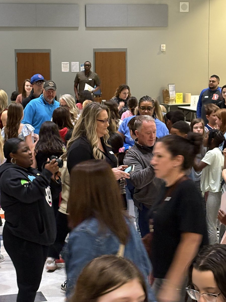 Meredith Rose tweet media