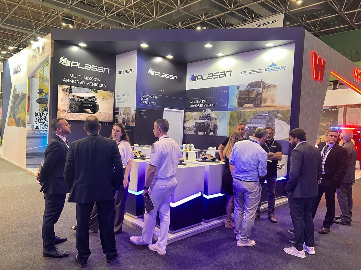 It's been an action-packed day yesterday at our booth at #LAAD2025  Defence and Security .
Waiting for you for the second day to come and explore our innovations and solutions.

Visit us at Hall 4 Booth T20.
#PlasanReem