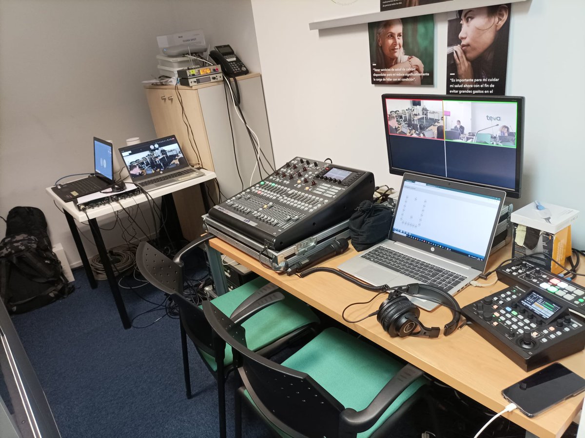 astisl's tweet image. ¿Eventos híbridos? La clave está en la tecnología y la planificación. 🎥💻 En ASTI, lo hacemos posible. #astisl #EventosHíbridos #Innovación