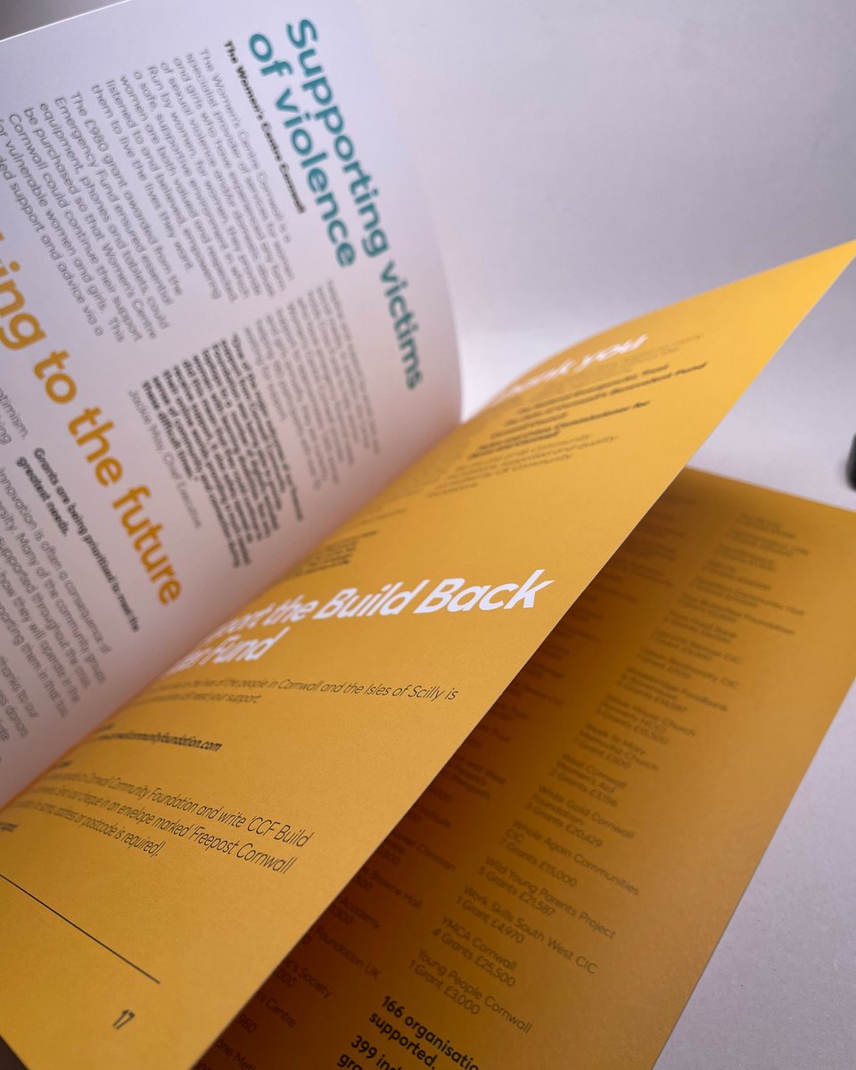 Did you know that printed materials have a higher retention rate compared to digital? Research has shown that audiences not only prefer a tactile experience, but digital screens provide multiple distractions.

Let your brand stand out with physical marketing materials 💫