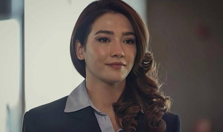 Oyuncu Rojda Demirer’den Aybüke Pusat tepkisi:

Düşüncesini dile getirdi, işinden oldu. İşte biz tam da bu adaletsizliğin karşısındayız! 

Aybüke Pusat’ın yanındayım.