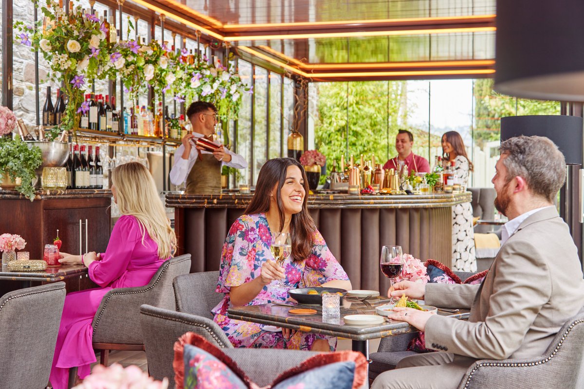 Ireland's Blue Book (@irelandbluebook) on Twitter photo Nestled in the heart of Cork city you'll find Bloom at <a href="/HayfieldManor/">Hayfield Manor Hotel</a>
With retractable walls & glass ceiling, it's the perfect place to catch up with friends over a fruity botanical cocktail and delicious brunch menu hayfieldmanor.ie/dining/bloom Nestled in the heart of Cork city you'll find Bloom at <a href="/HayfieldManor/">Hayfield Manor Hotel</a>
With retractable walls & glass ceiling, it's the perfect place to catch up with friends over a fruity botanical cocktail and delicious brunch menu hayfieldmanor.ie/dining/bloom