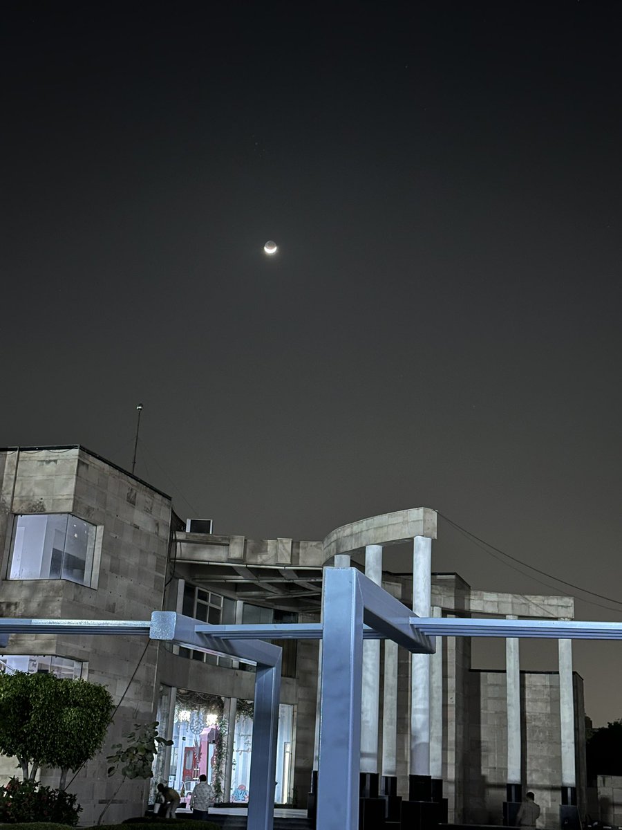 Beauty of moon #moon #moonlight