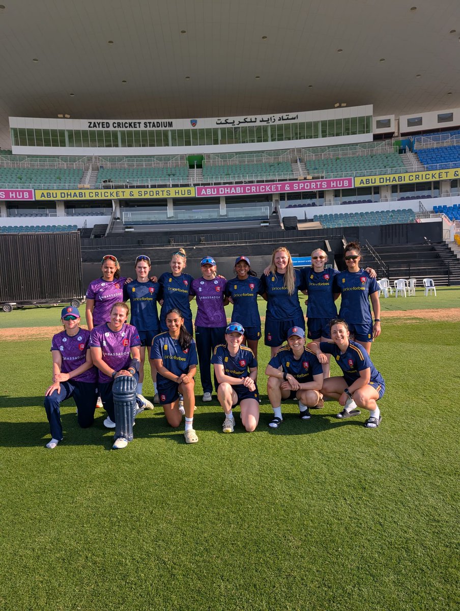 ✅ 𝗧𝗪𝗢 𝗪𝗜𝗡𝗦 𝗙𝗥𝗢𝗠 𝗧𝗪𝗢!

👏 Essex defeat Yorkshire by 1 wicket in our final tour fixture! 

⚪️ Sophie Munro - 3/56
🏏 Sophia Smale - 52*