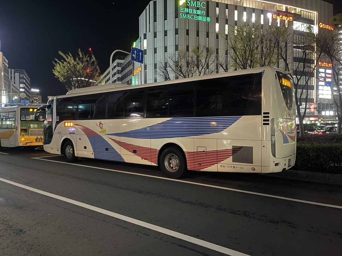 81KLxulfc0L._UF350,350_QL50_.jpg