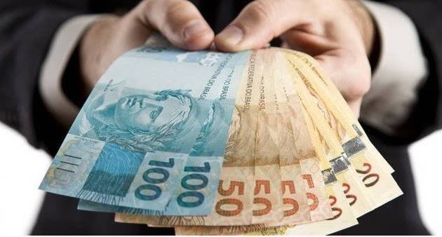 pedrorousseff's tweet photo. 59% dos brasileiros CONCORDAM com o PROJETO do presidente Lula, em TAXAR os mais ricos para ISENTAR os mais pobres!

O BRASIL NO RUMO CERTO!!! 🇧🇷🚀🌟 https://t.co/fo8xM4Jp23