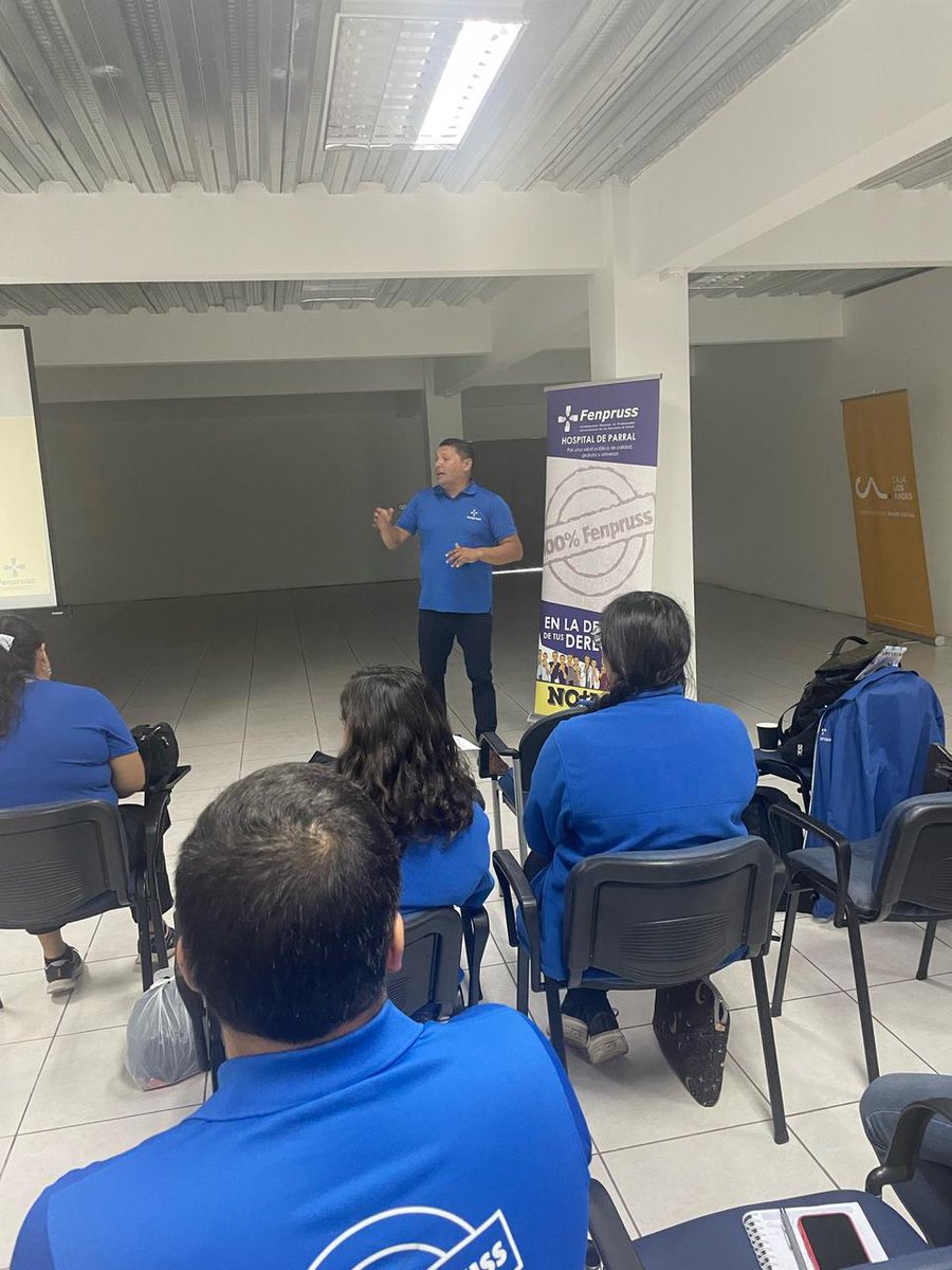 Fenpruss's tweet photo. #EnTerreno 🔵¡Fenpruss Maule en acción! 💪
Dirigentes y dirigentas de Fenpruss Maule se reunieron junto a su coordinador zonal, Juan Cartes, con el objetivo de seguir fortaleciendo nuestra Confederación 🤝 https://t.co/MTJpfNBNcJ