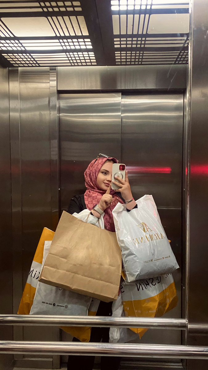 Asıl Hedef #BoykotDeğilMilliZarar ❗️

Siyaseti ve yargıyı sabotajla, ekonomiyi krizle dizayn etmeye çalışanlara karşı; 

Gün yerli üretime, esnafımıza, milli ekonomiye destek günü🇹🇷

Ülkemize değer katan herkesin yanındayız🇹🇷

#BirveBeraber 
#MilliDestekVakti