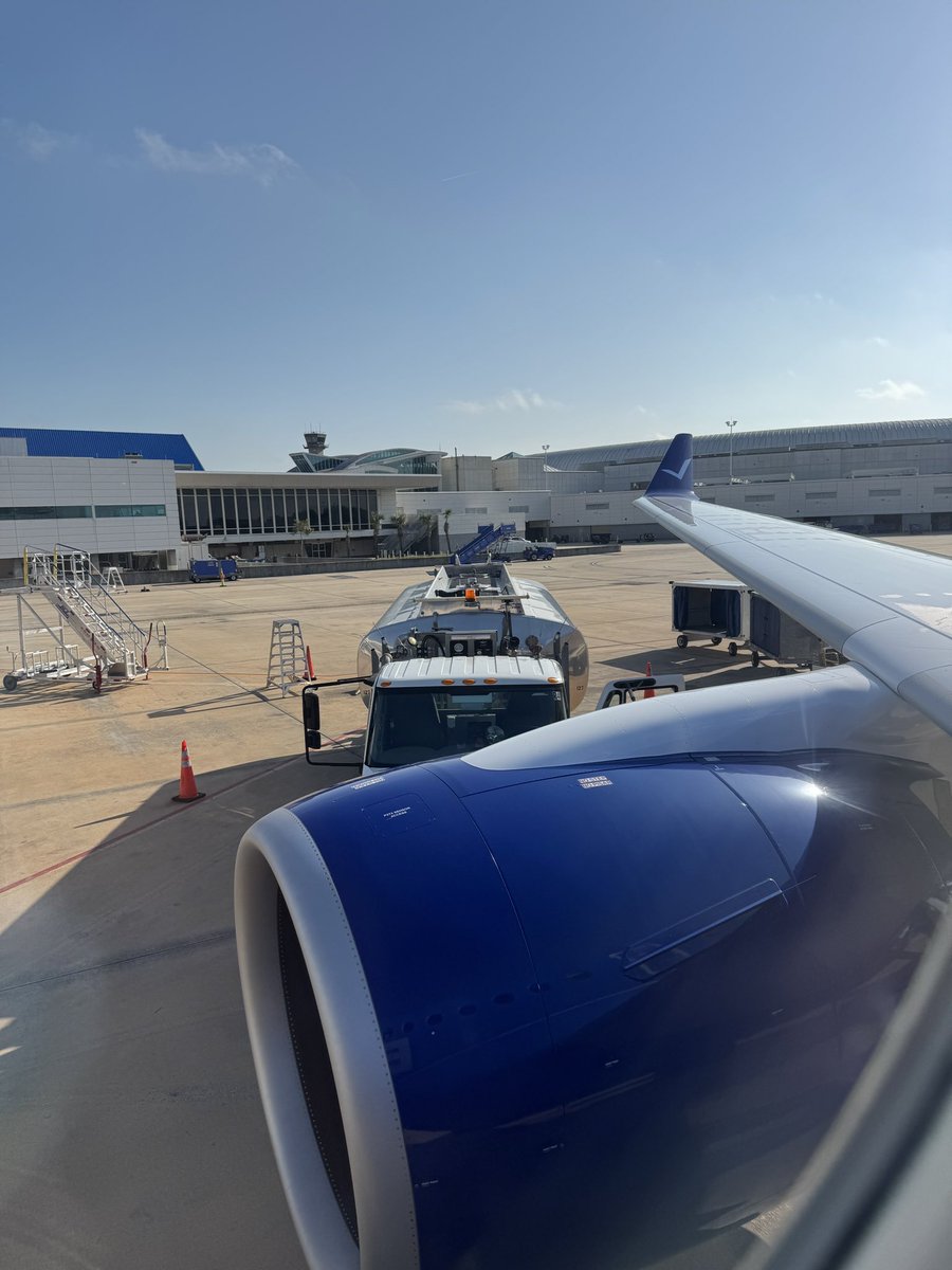 What are your thoughts on flying with <a href="/BreezeAirways/">Breeze Airways</a>? It’s my first flight—JAX to Vegas—and the plane is spacious, comfy, and way nicer than I expected.