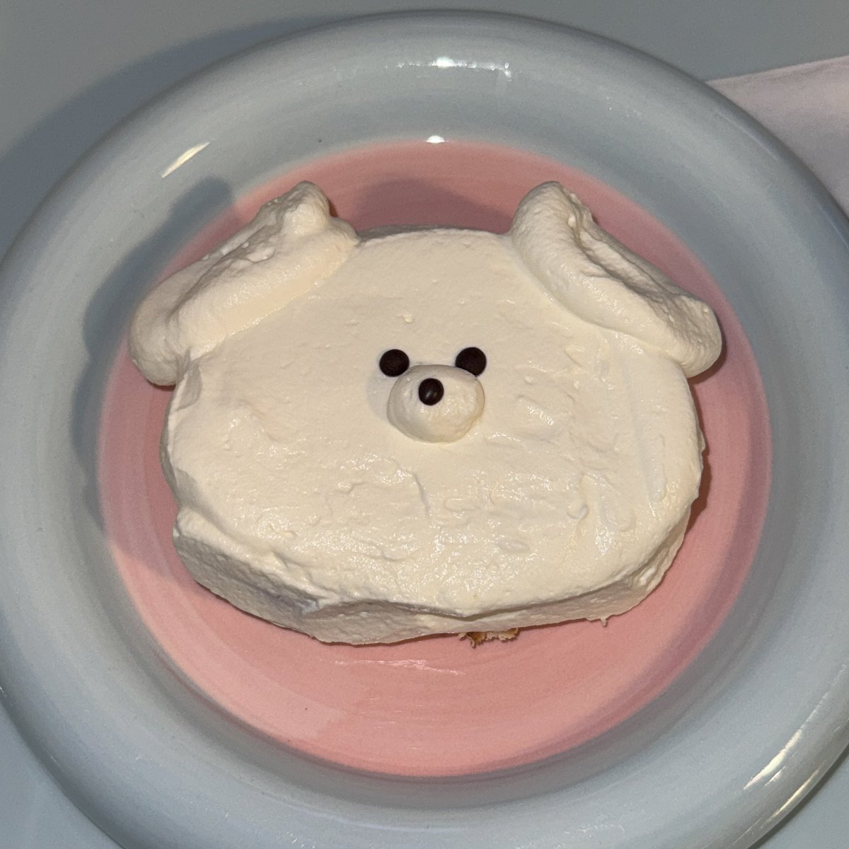 forhanboi's tweet photo. 푸하하하케이크가정해인//
퍼피케이끼끼.. https://t.co/GAHxo76bPx