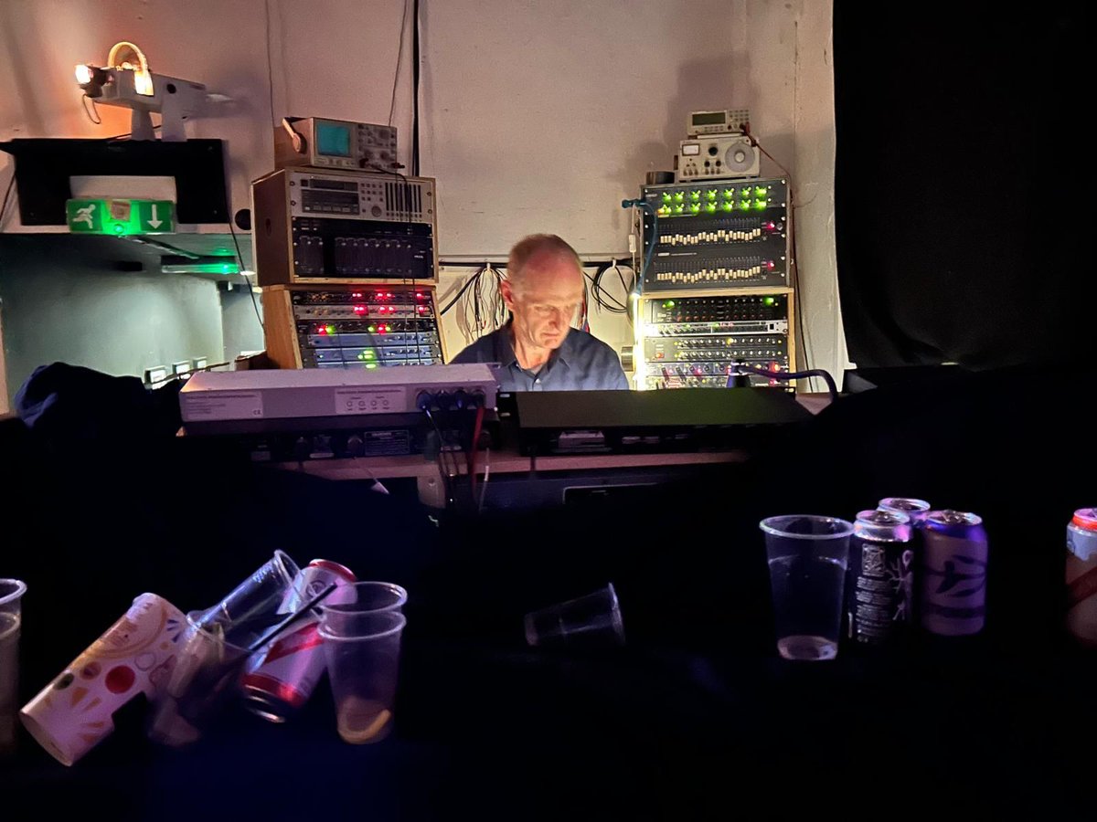 RAMMELCLUB's tweet image. Bit of a fundraiser for Simon (Chameleon/Baselab). We're trying to all give him a lil back after all the work he's done on setting up a new venue
gofund.me/220f15bd