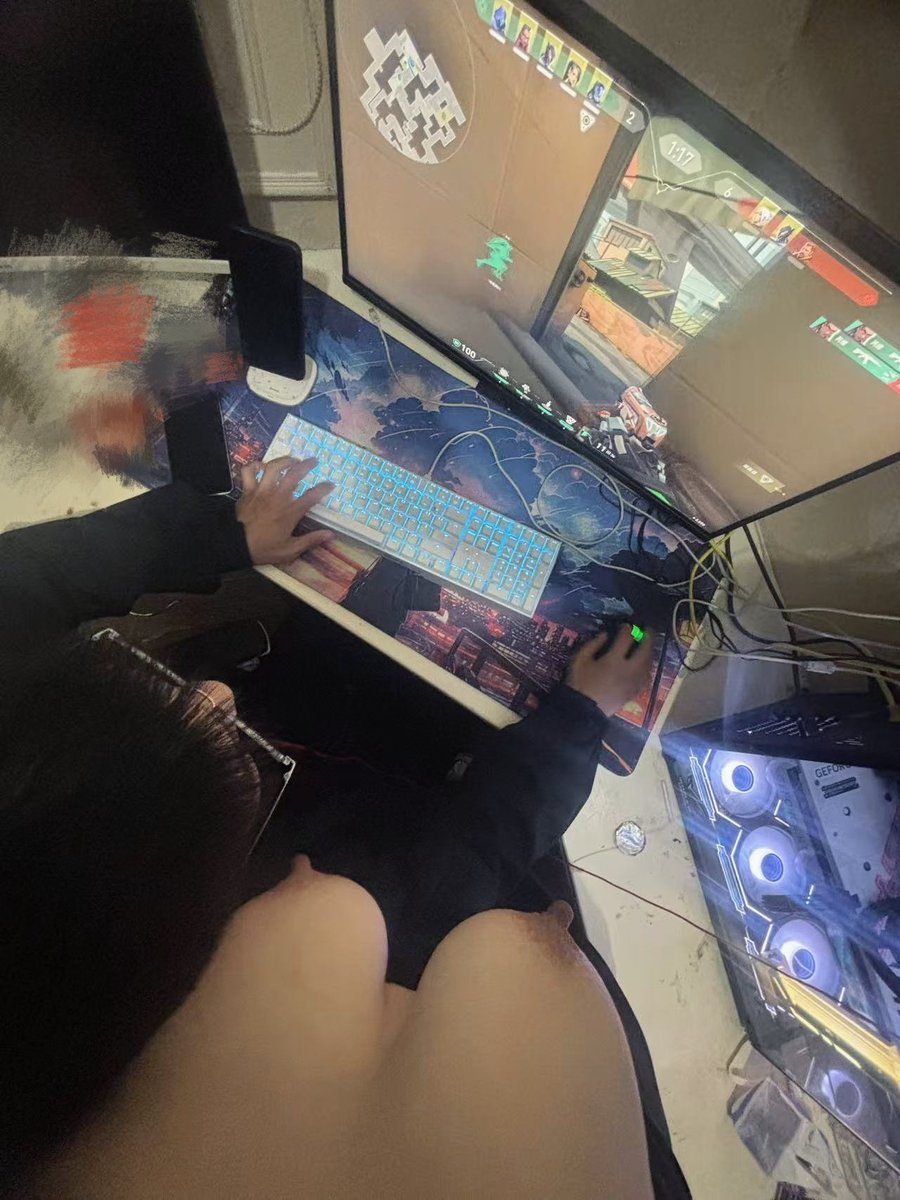 黄推福利内容 - 小绵羊不是羊的精彩图片 福利姬小绵羊不是羊分享的黄推图片2 - 网红私拍内容