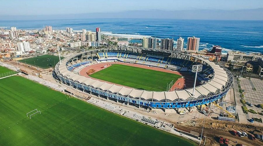 mati_l98's tweet photo. ¡OFICIAL! 🚨

Deportes Antofagasta volverá al Calvo y Bascuñán este domingo para enfrentar a Cobreloa en el marco de la Copa Chile 2025.

La delegación loína ya fue notificada del duelo que se disputará a las 12:30 horas.

@ATodoDeporte0 https://t.co/yARAJmUPPK