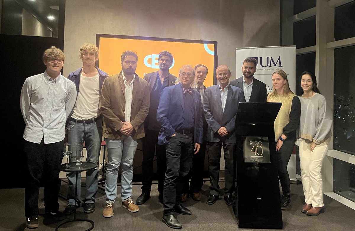 B'nai B'rith Uruguay (@bnaibrithuru) on Twitter photo Ayer organizamos, junto a <a href="/ced_uy/">CED Uruguay</a>, una charla con Roger Berkowitz.
Roger, fundador y director académico del Centro Hannah Arendt, expuso sobre las ideas de esta gran pensadora, la cuestión judía y el antisemitismo.
¡Gracias a <a href="/UnivMontevideo/">Universidad de Montevideo</a>, <a href="/piso_40/">Piso 40</a> y a todos los que Ayer organizamos, junto a <a href="/ced_uy/">CED Uruguay</a>, una charla con Roger Berkowitz.
Roger, fundador y director académico del Centro Hannah Arendt, expuso sobre las ideas de esta gran pensadora, la cuestión judía y el antisemitismo.
¡Gracias a <a href="/UnivMontevideo/">Universidad de Montevideo</a>, <a href="/piso_40/">Piso 40</a> y a todos los que