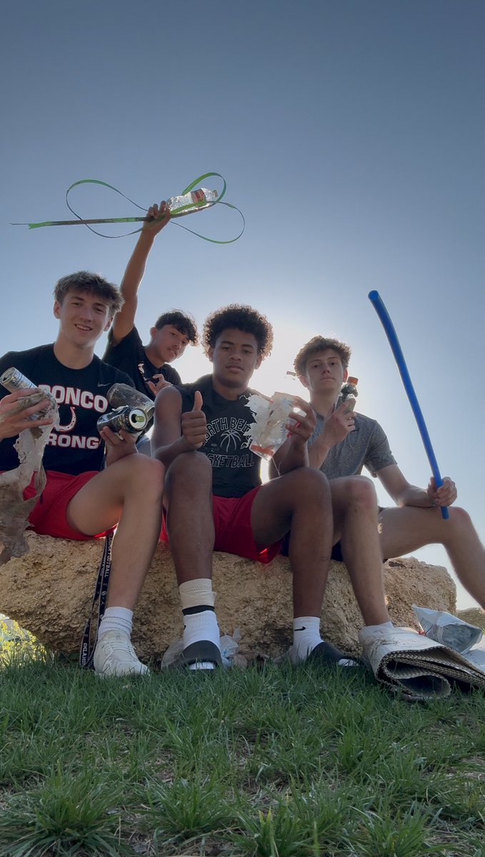 Gavin Stewart (@the_gstewart07) on Twitter photo Hooters did some community service on Monday after school! <a href="/LBBroncoFB/">Lake Belton HS Football</a> <a href="/CoachCope23/">Brian Cope</a> Hooters did some community service on Monday after school! <a href="/LBBroncoFB/">Lake Belton HS Football</a> <a href="/CoachCope23/">Brian Cope</a>
