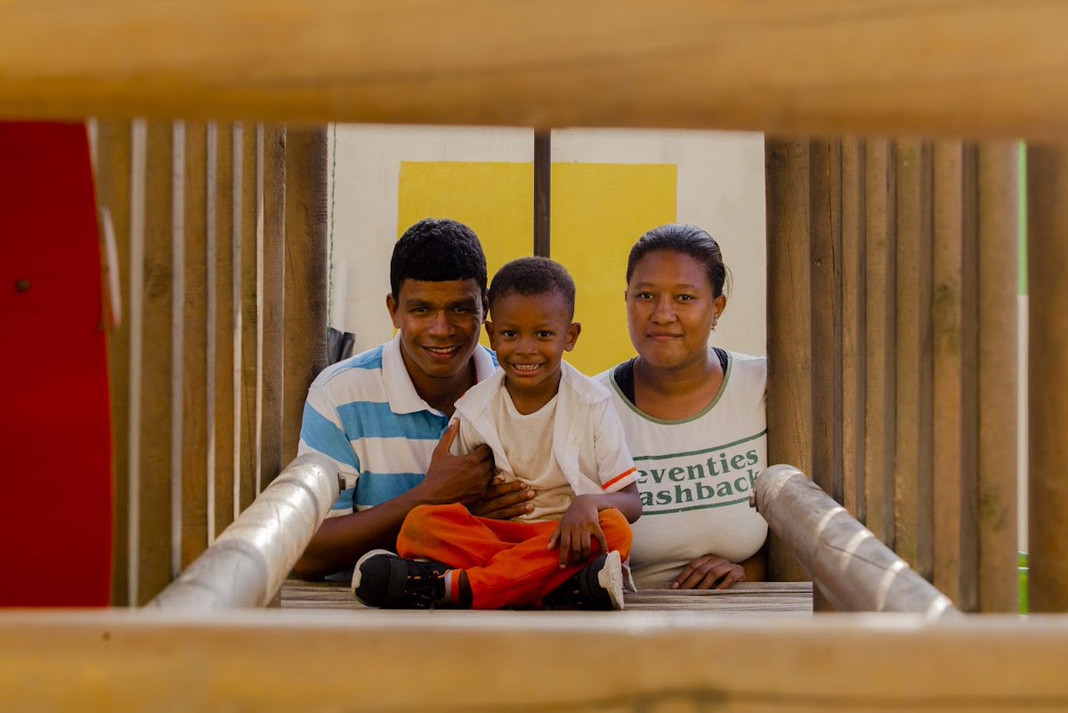 Education at the Dialogue (@prealed) on Twitter photo 🗣️ Semillas de Apego (<a href="/semillasdeapego/">Semillas de Apego</a>) nació con la misión de romper la transmisión intergeneracional de la pobreza y el trauma derivado del conflicto armado, el desplazamiento, la migración forzada y otros entornos adversos en Colombia.
Conozca más ➡️ bit.ly/3EceGJq 🗣️ Semillas de Apego (<a href="/semillasdeapego/">Semillas de Apego</a>) nació con la misión de romper la transmisión intergeneracional de la pobreza y el trauma derivado del conflicto armado, el desplazamiento, la migración forzada y otros entornos adversos en Colombia.
Conozca más ➡️ bit.ly/3EceGJq