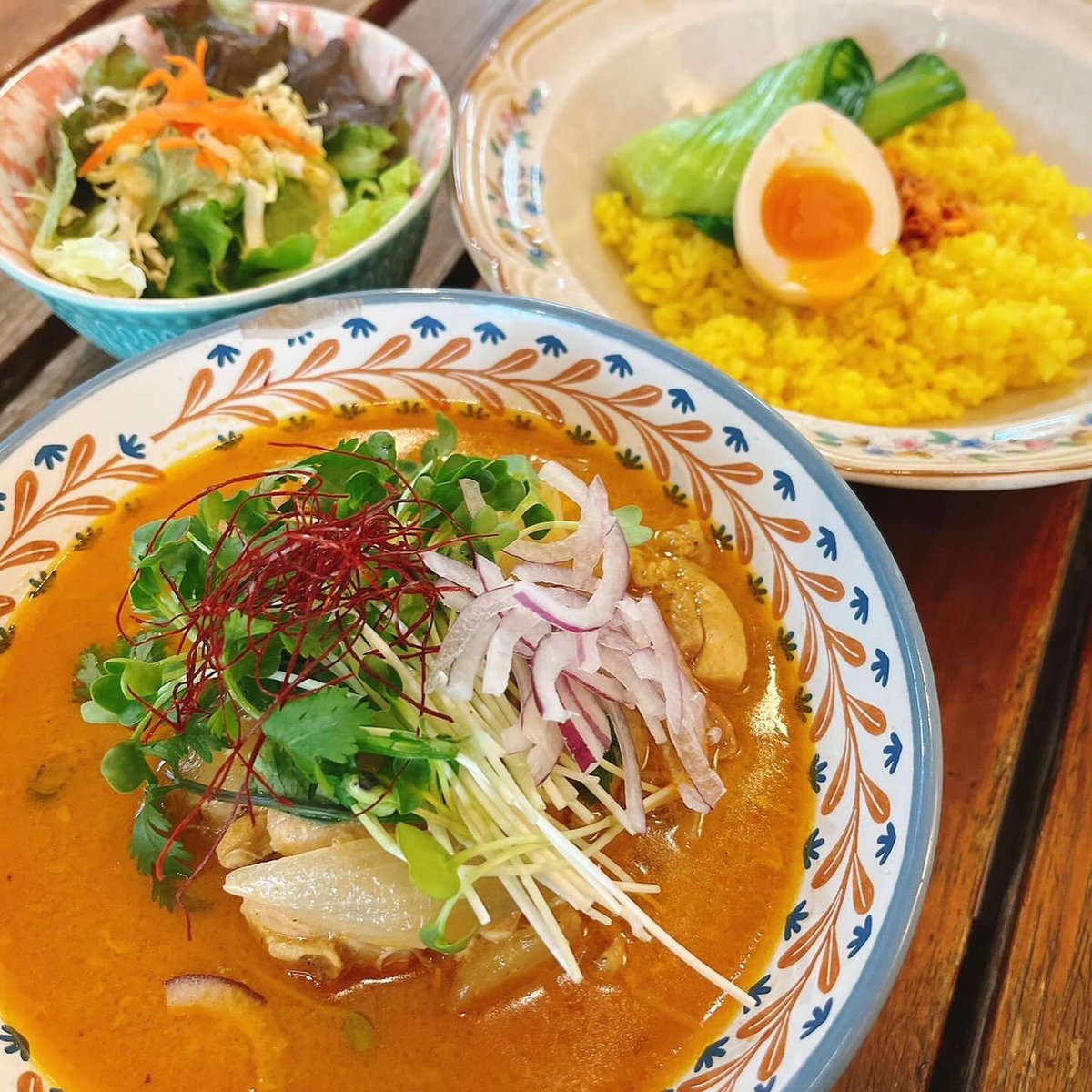 Nub_machida's tweet photo. 写真は、4/2(水)のスペシャルだった

『絶品‼マッサマンチキンカレー🍛🍗🥥
 《サラダ🥗付き》』です‼

4/3(木)のスペシャルもお楽しみに✨ https://t.co/2FOEneUUVP