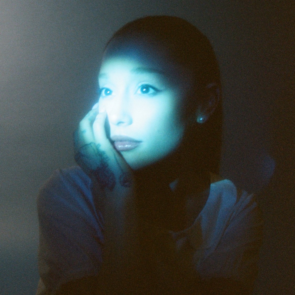 arianatorswildt's tweet photo. we listen &amp; we don't judge: 

eternal sunshine deluxe edition. https://t.co/qGkLaGg9iq