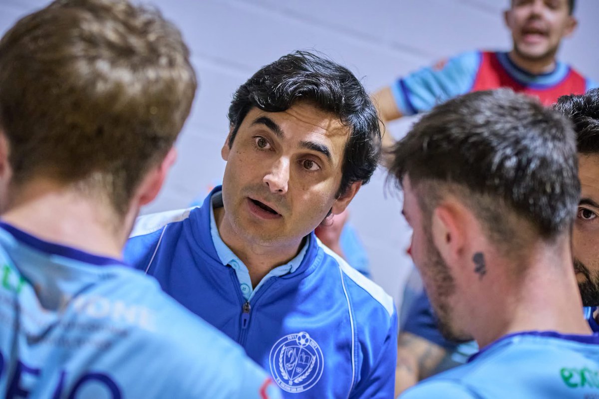 🎙| Deportes Extremadura en la Onda con David Cerrato

Entrevista a nuestro míster, <a href="/PdroM8/">Pedro Barquilla Cruz</a>, sobre el título de Copa conseguido el pasado fin de semana.

(A partir 19:40) 🔗 👉🏼: ondacero.es/emisoras/extre…

📸 <a href="/FedExFutbol/">Fexfutbol</a> 

#PasiónAzul
#123SanJosé🩵