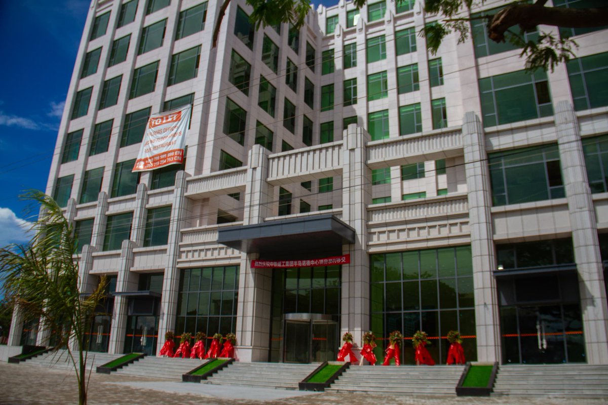 Kampuni ya  CRJE Investment (EA) kutoka nchini China imezindua jengo jipya la kibiashara, Peninsular Noble Center ambalo limejengwa kwa thamani ya Dola za Kimarekani milioni 40 jijini Dar es Salaam kwa lengo la kuchochea uchumi wa nchi.