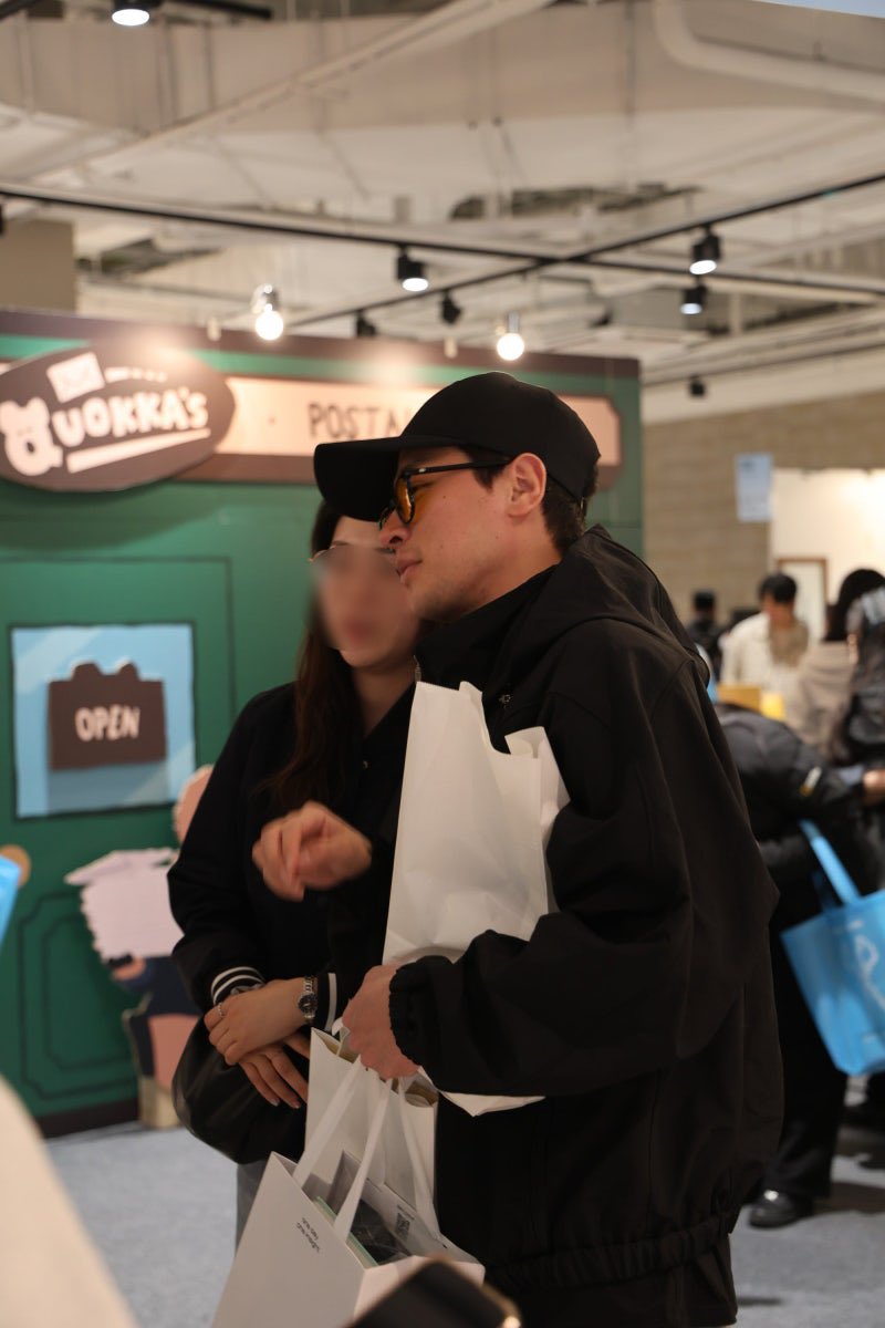 gyoxdyung's tweet photo. 정민님이 요즘 왜이리 신출귀몰 하셔..
박정민 실물 너무 보고싶어져서 지금 에일리언 어니 됨 https://t.co/wwzhlHG9rh