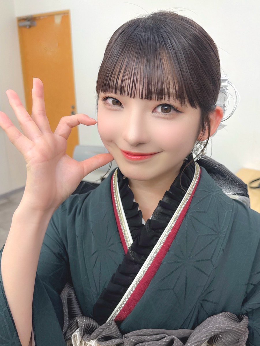 蟹沢萌子　おジャ魔女衣装　直筆　チュウコメ有 Kanisawa Moeko | =LOVE Wiki | Fandom