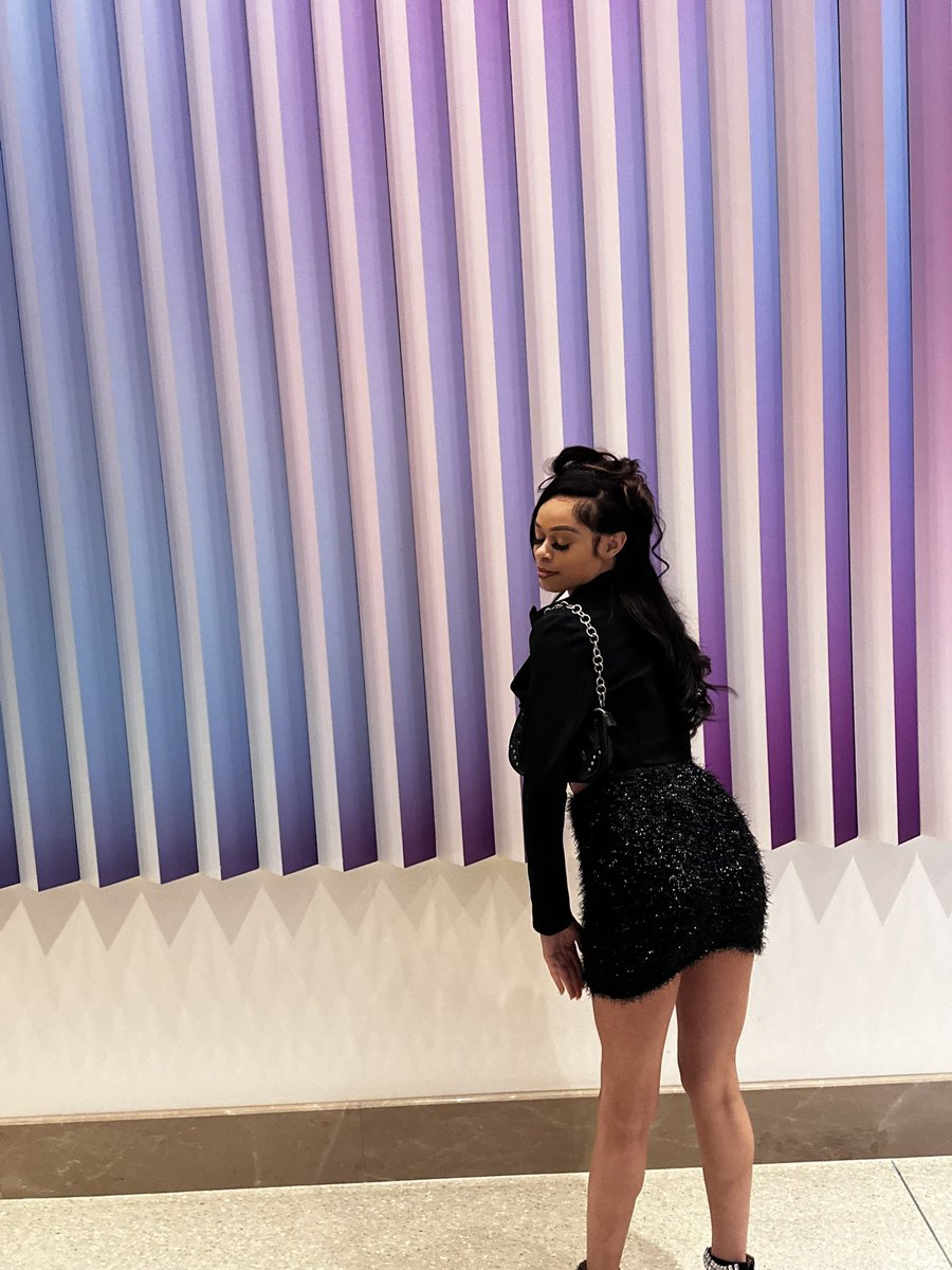 msglizzy's tweet image. Make a wishhh🌬️🎂♈️