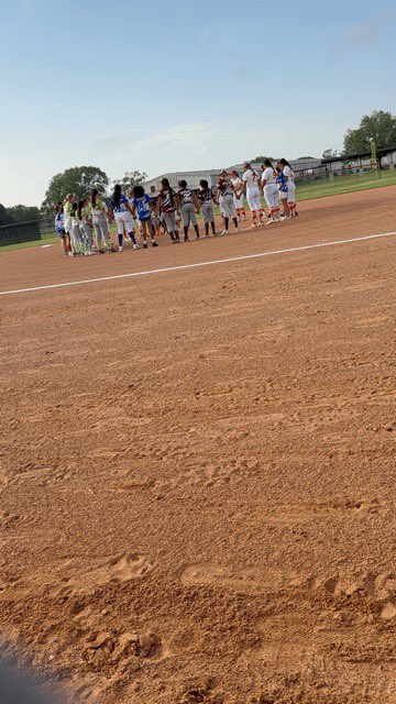 Apache_Softball's tweet image. We had a great turn out for Little League Night! Thank you parents and players for all of your support!!