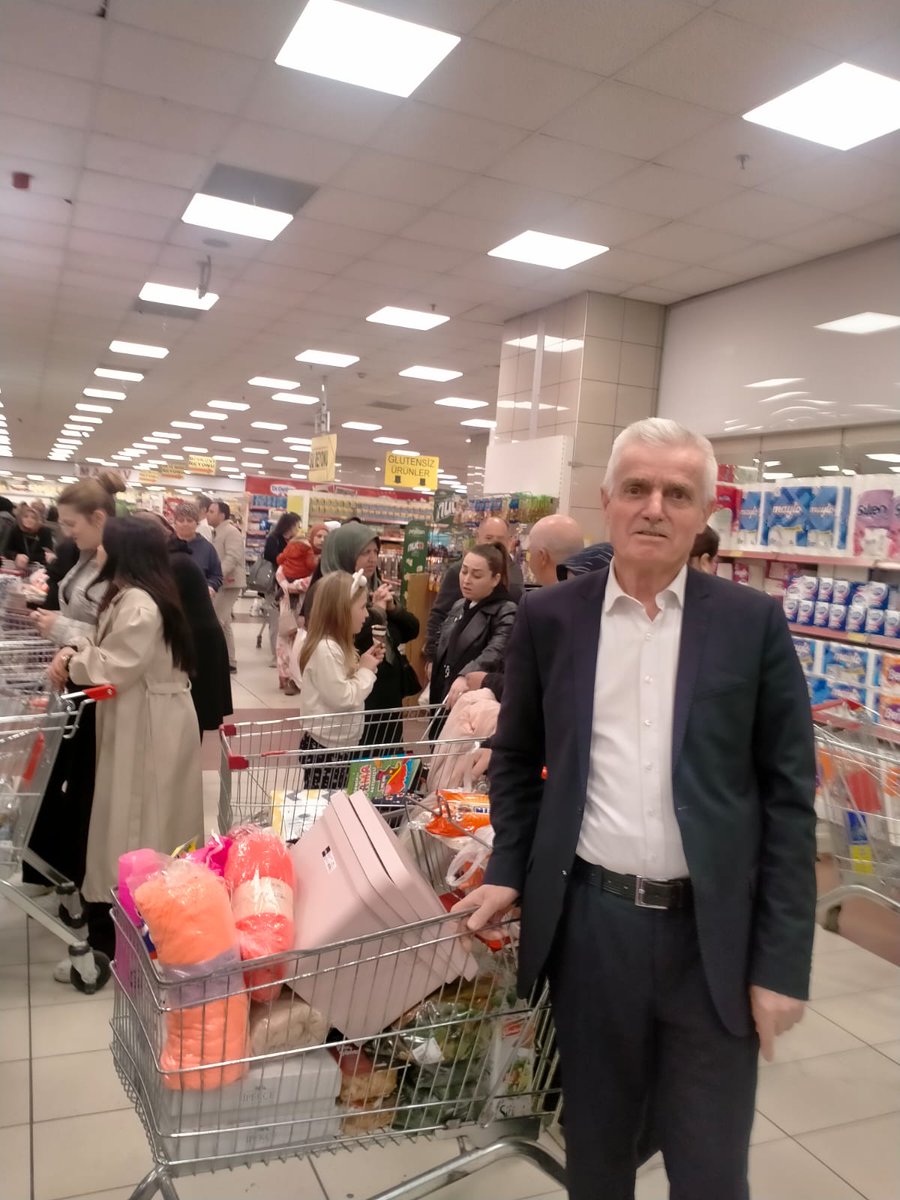 Devletimizin yanındayız sözde boykotu boykot ediyoruz.. Boykot öyle yapılmaz böyle yapılır..