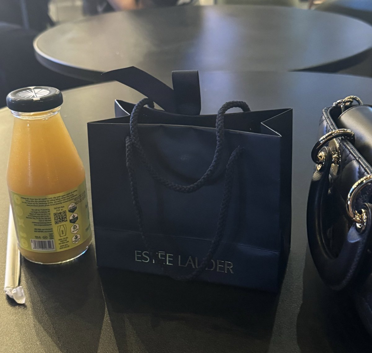 Kelly_HT (@babybeeht) on Twitter photo 