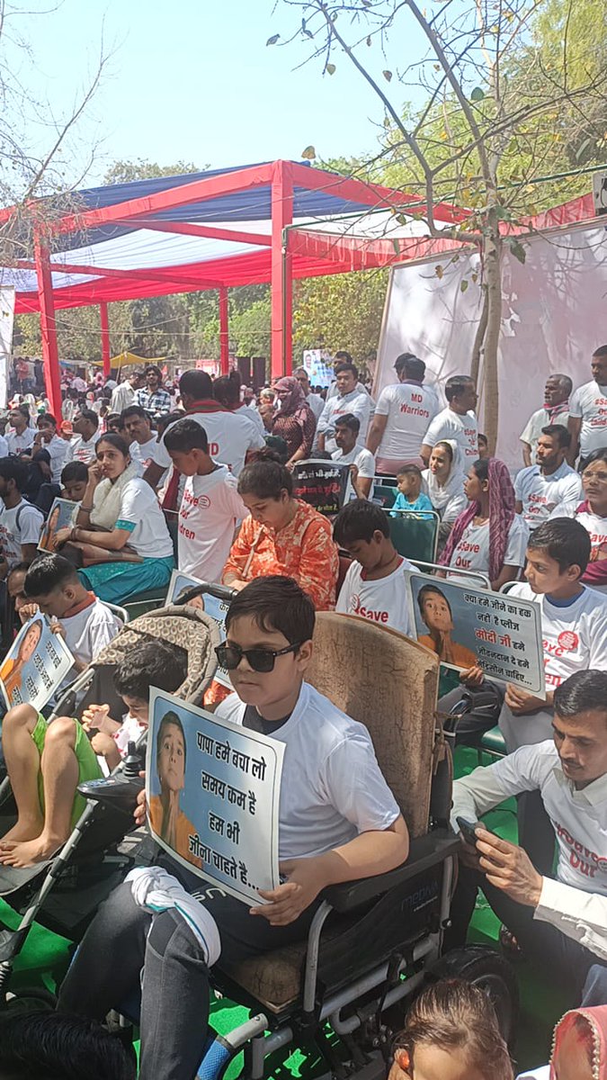 rdsah's tweet photo. हम दिल्ली में है साहब, हमसे मिलने का समय नहीं तो हमे ही अपने यह बुला लीजिए https://t.co/WgLbzcOZ7f